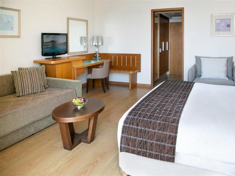Atlantica Miramare Beach Limassol Kültér fotó